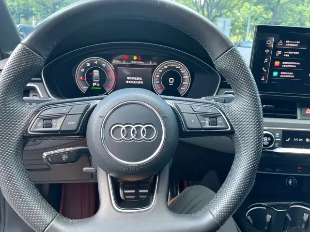 Audi A4L — Фото автомобиля 7