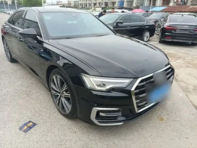 Audi A6L — Фото автомобиля 3