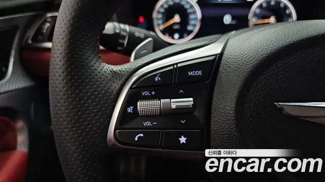 Genesis G70 — Фото автомобиля 24