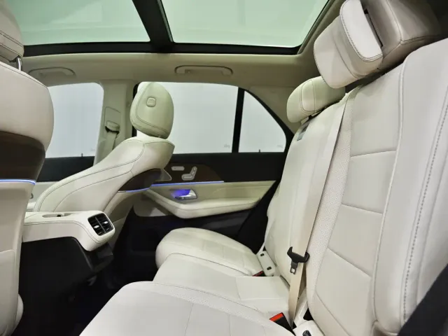Mercedes-Benz GLE-Class — Фото автомобиля 8