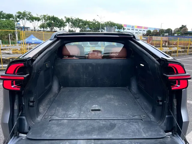 Changan Qiyuan E07 — Фото автомобиля 10