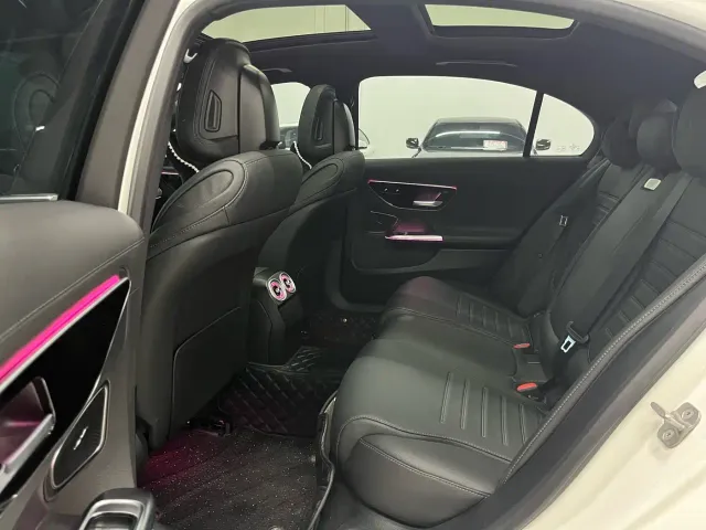 Mercedes-Benz C-Class — Фото автомобиля 5