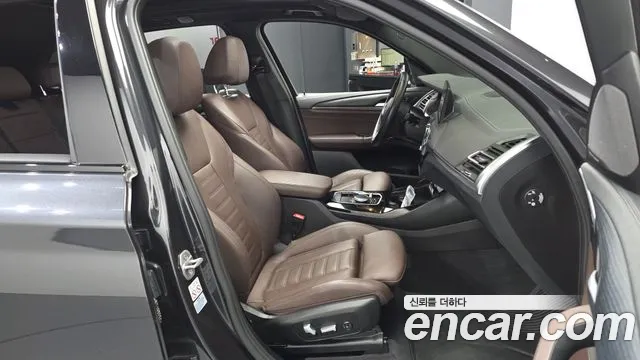 BMW iX3 G08 (2020–2024) — Фото автомобиля 17