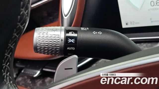Genesis G90 — Фото автомобиля 10