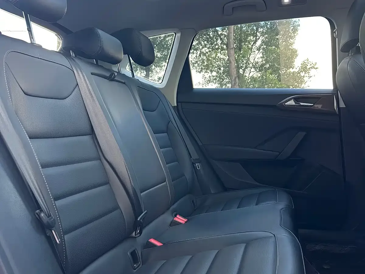 Volkswagen Tharu 2022 280TSI FWD Luxury Edition — Фото автомобиля 6