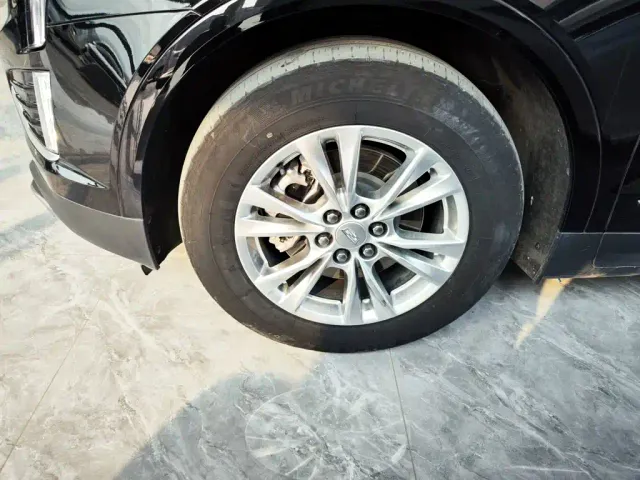 Cadillac XT5 — Фото автомобиля 22