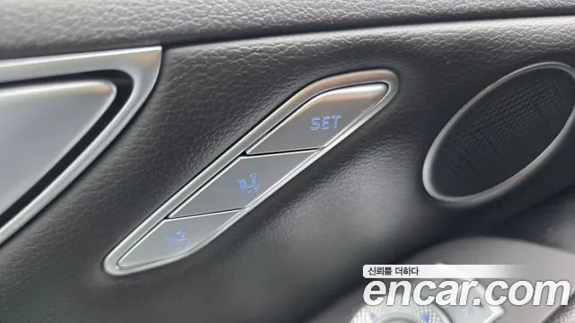 Genesis G80 Бензин 2.5 турбо AWD — Фото автомобиля 24