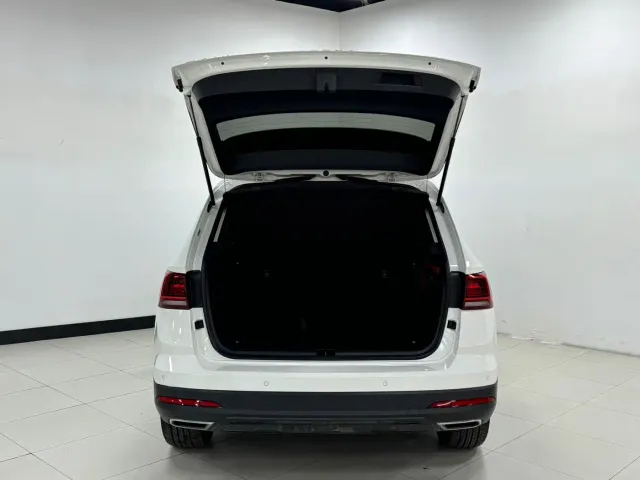 Volkswagen Tharu — Фото автомобиля 7