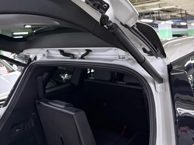 GAC Trumpchi GS8 — Фото автомобиля 22