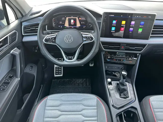 Volkswagen Tiguan L — Фото автомобиля 15