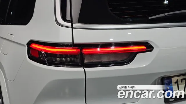 Jeep Cherokee WL — Фото автомобиля 23