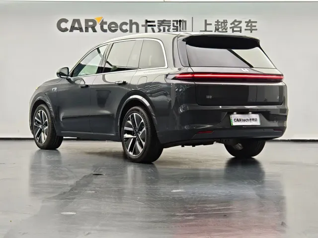 Li Auto L8 — Фото автомобиля 6