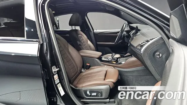 BMW X4 xDrive20i M Sport Pro — Фото автомобиля 11
