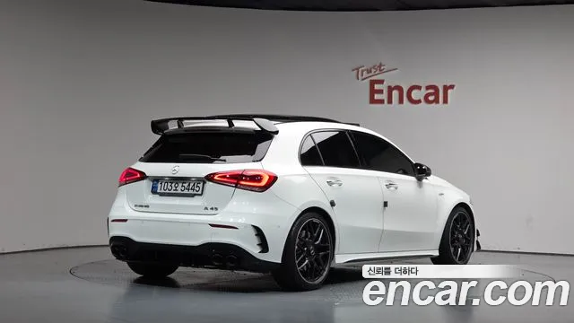 Mercedes-Benz A-Class W177 — Фото автомобиля 2