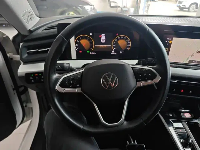 Volkswagen Lamando — Фото автомобиля 12