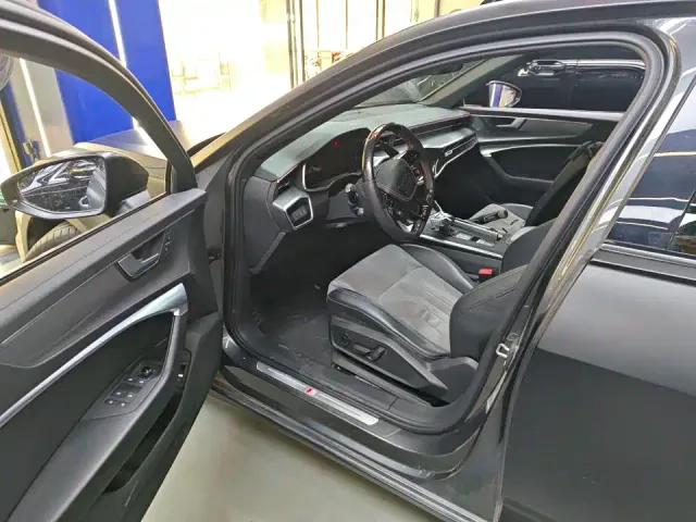 Audi A6L — Фото автомобиля 5