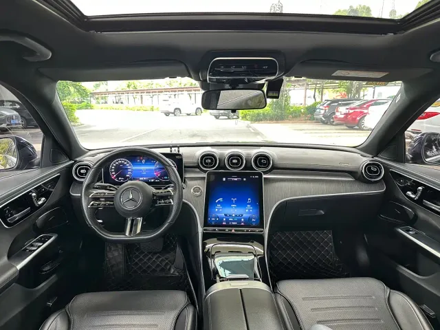 Mercedes-Benz C-Class — Фото автомобиля 8