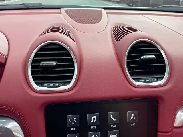 Porsche 718 — Фото автомобиля 10