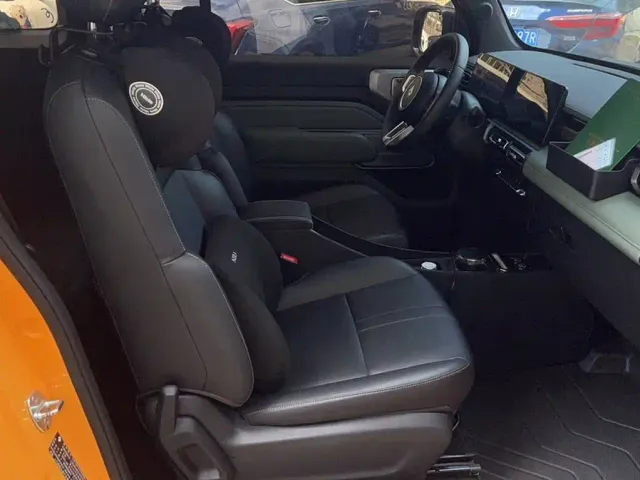 Baojun Yep — Фото автомобиля 2