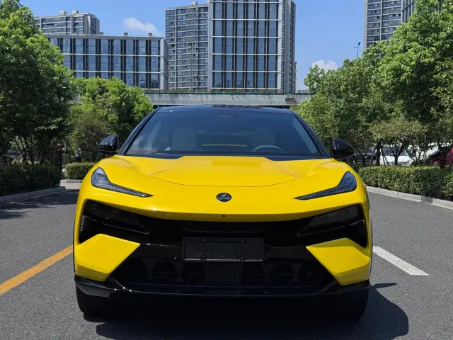 Lotus Eletre — Фото автомобиля 2