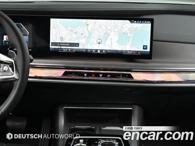 BMW 7 Series G70 — Фото автомобиля 14