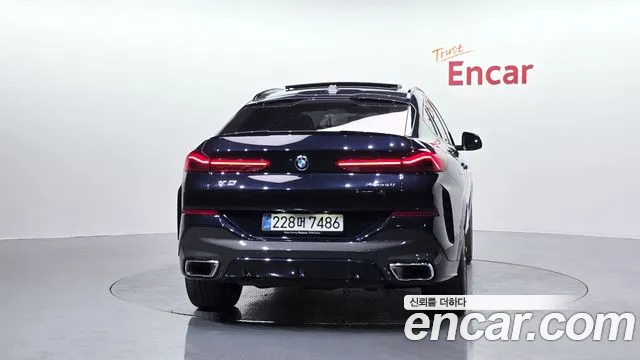 BMW X6 xDrive40i M Sport — Фото автомобиля 4