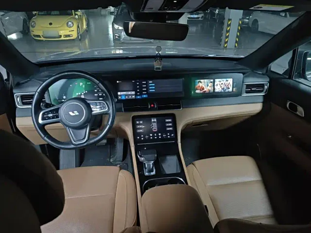 Li Auto ONE — Фото автомобиля 9