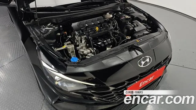 Hyundai Avante CN7 — Фото автомобиля 9