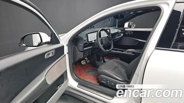 Hyundai Ioniq 6 — Фото автомобиля 10
