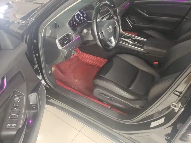 Honda Accord — Фото автомобиля 11