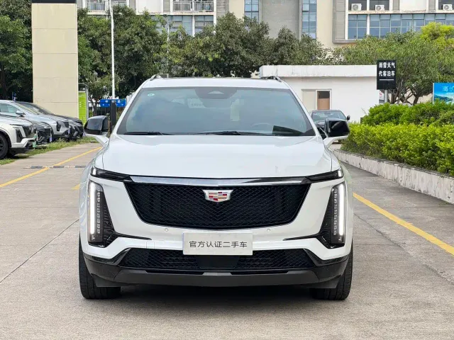 Cadillac XT5 — Фото автомобиля 2