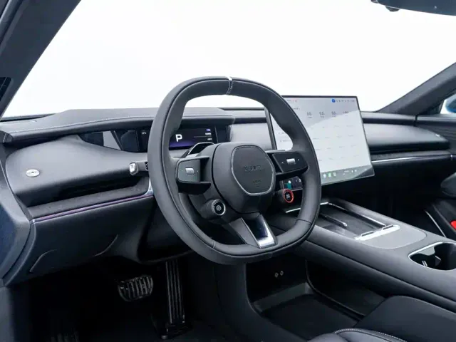 Xiaomi SU7 — Фото автомобиля 14