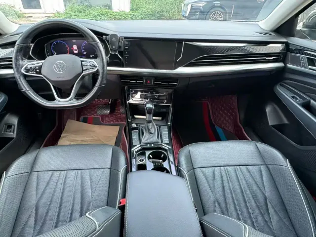 Volkswagen Passat — Фото автомобиля 8
