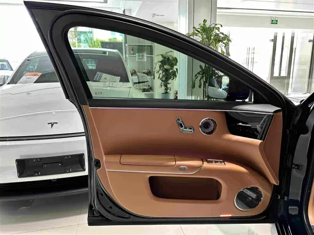 Maextro S800 — Фото автомобиля 18