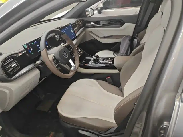 BYD Qin PLUS — Фото автомобиля 14