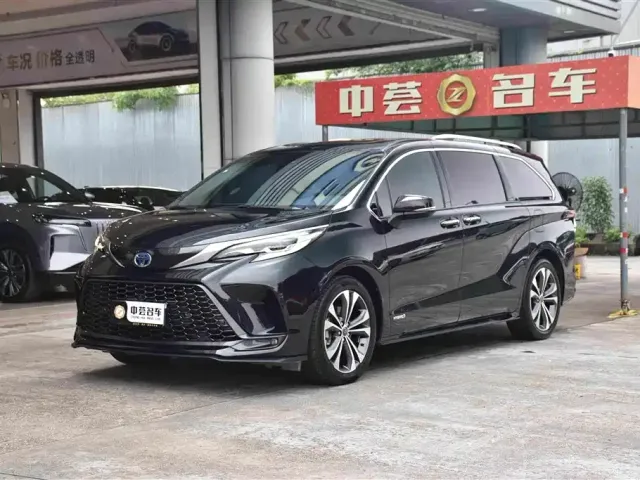 Фотография автомобиля — Toyota Granvia