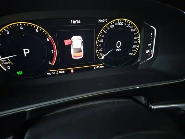 Volkswagen Passat — Фото автомобиля 4