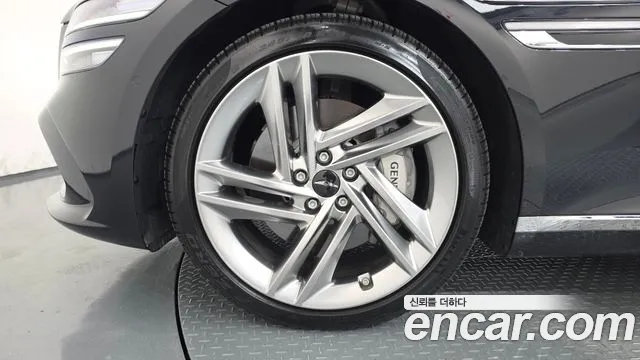 Genesis G80 RG3 — Фото автомобиля 5