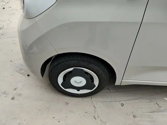 Wuling Hongguang Mini EV — Фото автомобиля 22