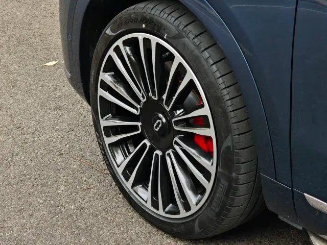 Aito M9 — Фото автомобиля 20