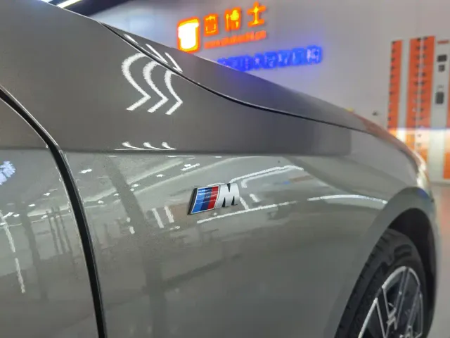 BMW 5 Series — Фото автомобиля 8