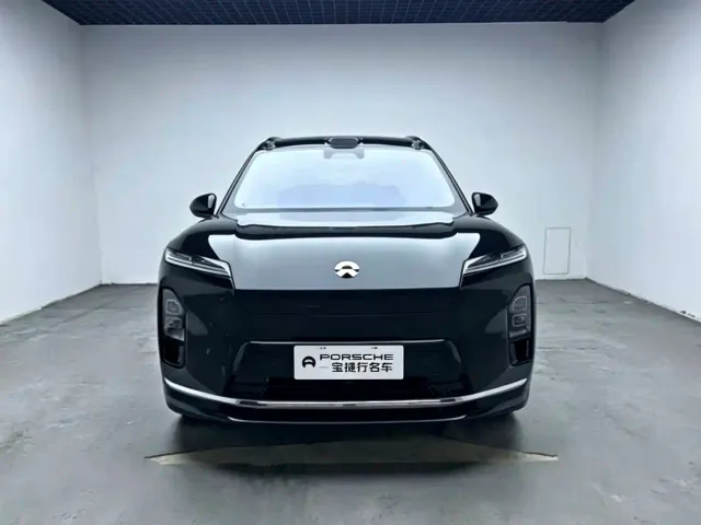 Nio ES8 — Фото автомобиля 2