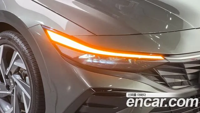 Hyundai AVANTE Новый Avante (CN7) — Фото автомобиля 21