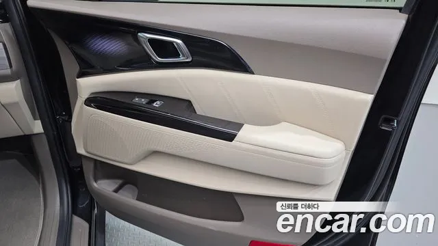 Kia Canival Carnival 4 поколение Дизель 9 мест Signature — Фото автомобиля 19