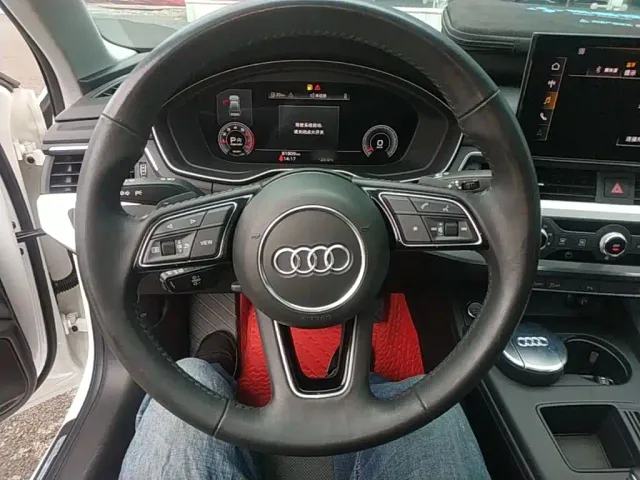 Audi A4L — Фото автомобиля 10