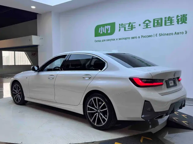 BMW 3 Series — Фото автомобиля 16
