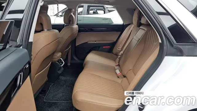 Hyundai Grandeur GN7 — Фото автомобиля 16