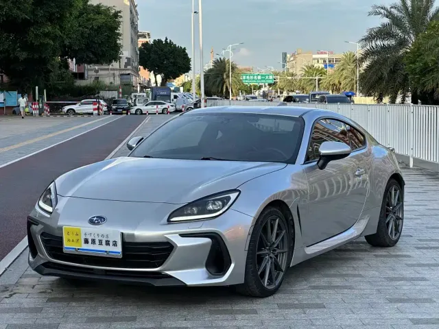 Фотография автомобиля — Subaru BRZ