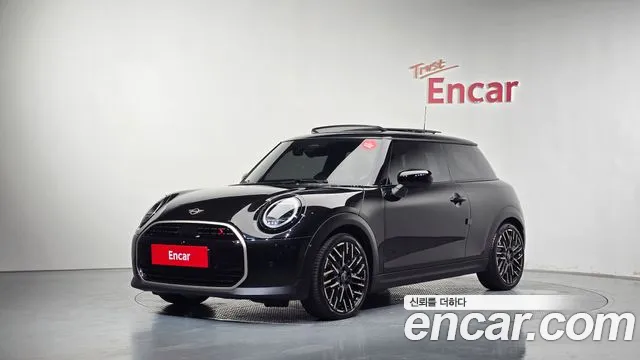 Фотография автомобиля — MINI Cooper 4th Gen