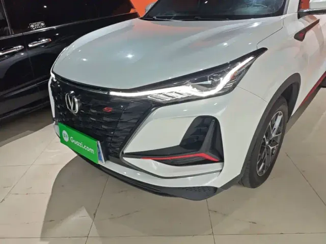 Changan CS75 Plus — Фото автомобиля 23